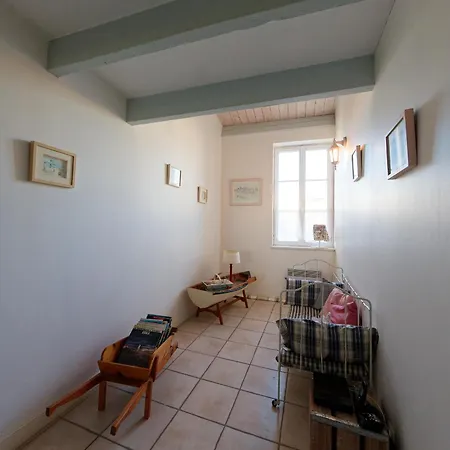 Charmante Maison Retaise De 140 M² Avec Jardin, 4 Chambres, Proche Et Marche - Fr-1-258-146